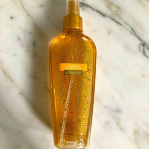 SOLD! Victoria's Secret Amber Romance Shimmer Body Mist
